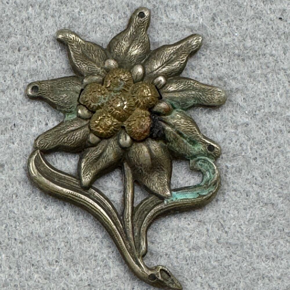 VTG Edelweiss Hat Mount Badge Insignia Military Mountain Troop Octoberfest Folk